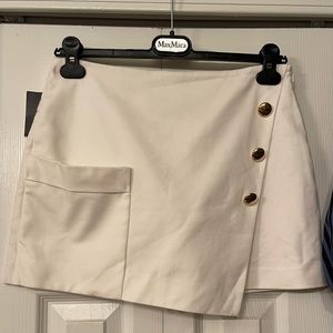 Zara off white skort size small NWT
